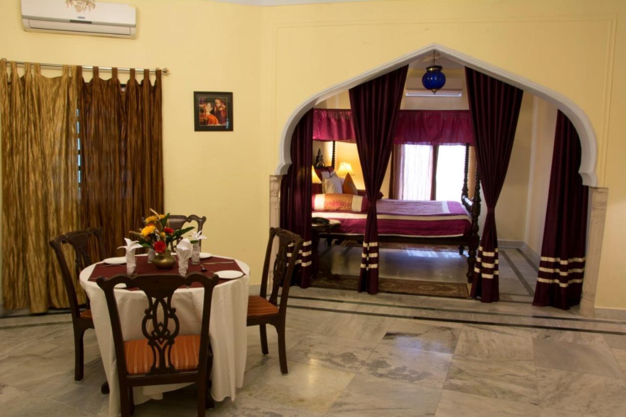V Resorts Rajmahal Órcsha Kültér fotó
