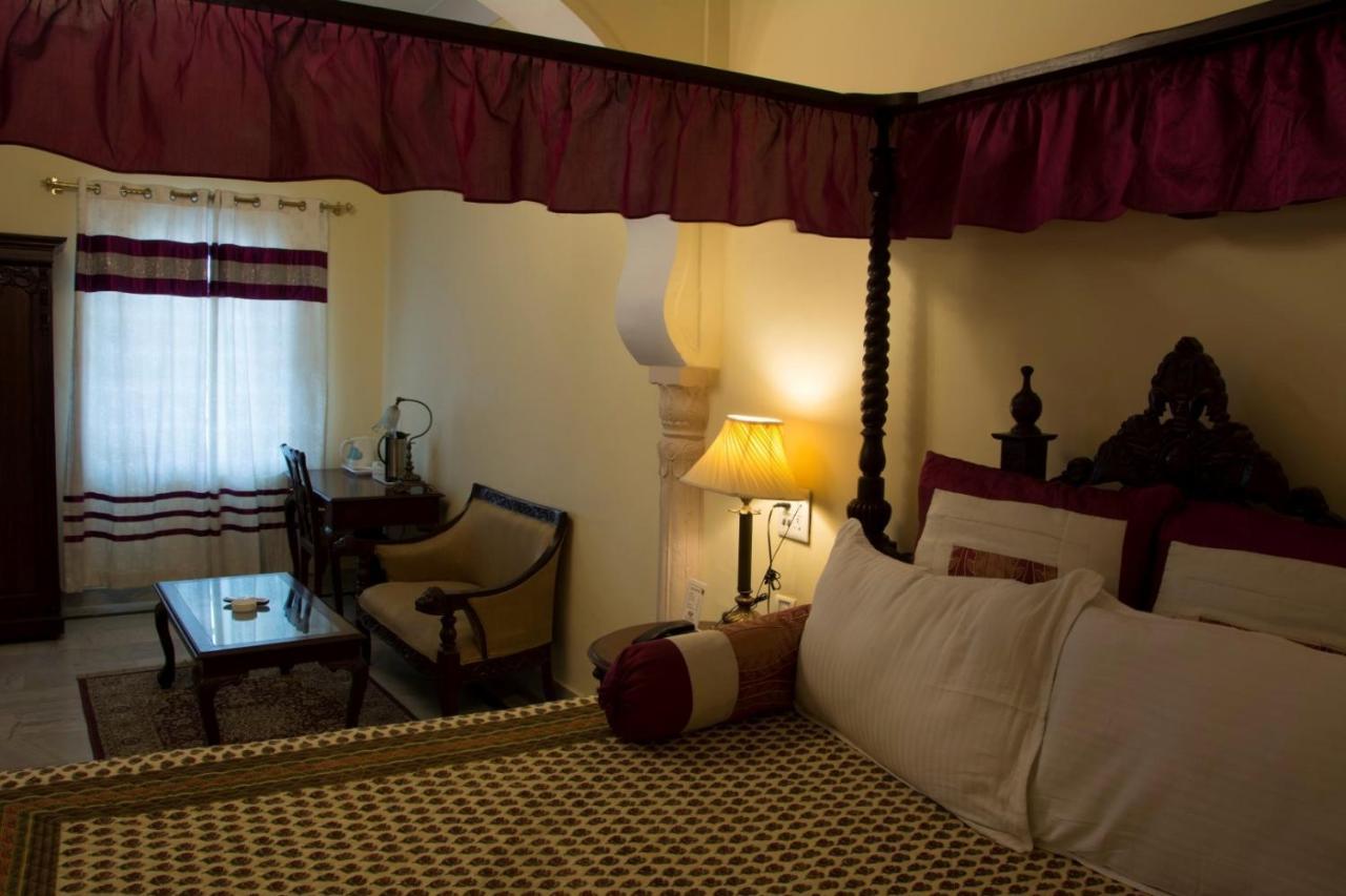 V Resorts Rajmahal Órcsha Kültér fotó